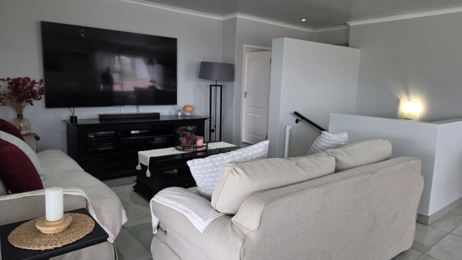 3 Bedroom Property for Sale in Island View Western Cape